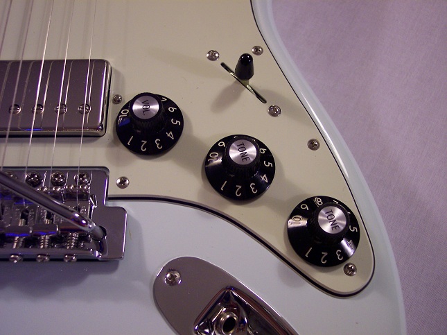 Blacktop Stratocaster HH Picture 15
